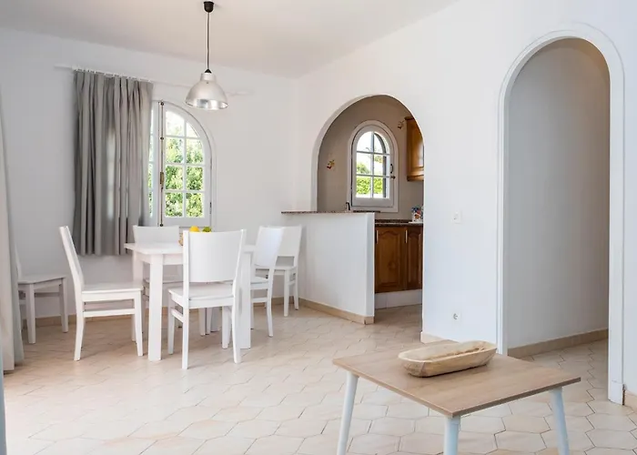 Girasols Gardens Sup