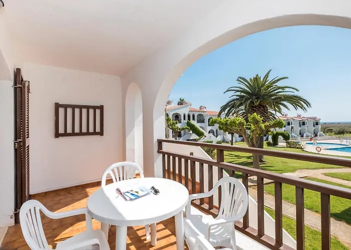 Girasols Gardens Sup アパート *